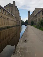 Leeds-Liverpool Canal Saltaire  thumbnail